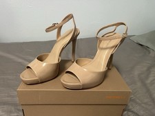 Gianni Bini Beige 4in  Sz 9.5