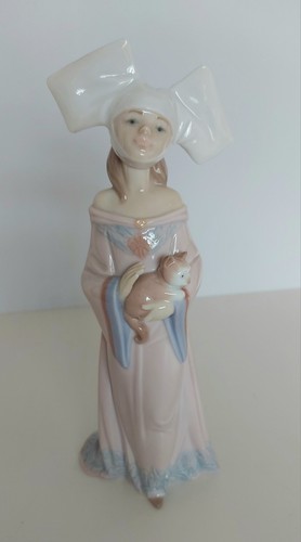 Lladro 6110 medieval maiden - 6110,