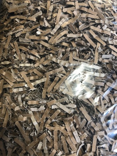Shredded cardboard for - cardboard, small