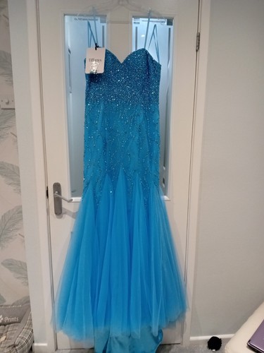 Powder blue prom dress size - blue,