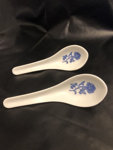Old chinese ceramic soup - x,