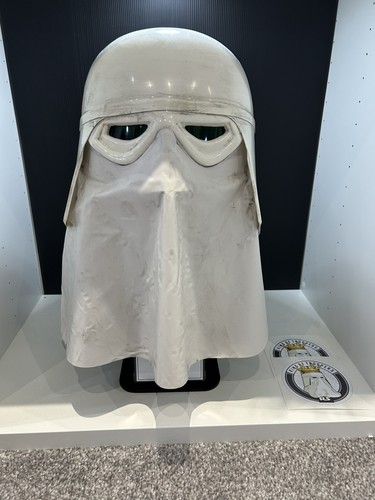 Prop masters snowtrooper - rs,