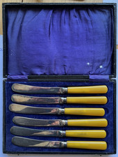 Cased set of vintage six