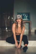 Women’s 35-Pack Wholesale Preloved Lightweight Clothing Bundle – For Resale