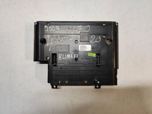 Volvo v70 iii other control - bw,
