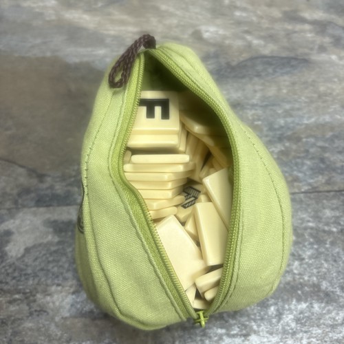 Pairs pears bananagram - in,