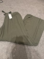 M&S Green Crinkle Beach Wide