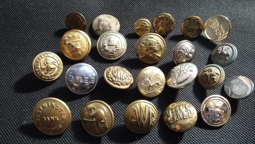 Joblot collectable buttons - joblot,