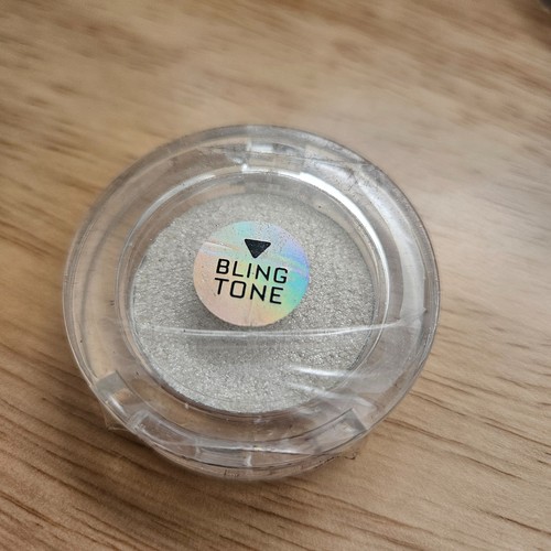 Face bling tone eye - face,