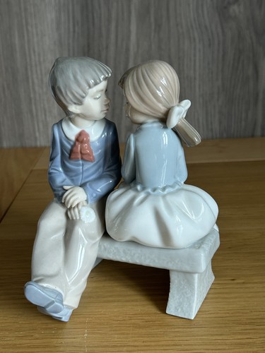 Nao lladro first love - nao, love’