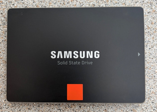 Samsung 840 series 250gb ssd - series,