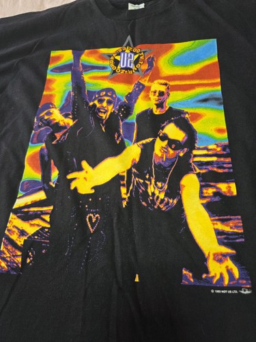 Nineties tour shirt - shirt, size