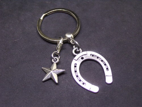 Lucky horseshoe keyring - lucky, star