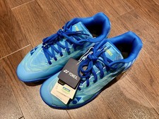 Yonex Power Cushion Aerus Z2