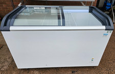 SHOWCASE CHEST FREEZER