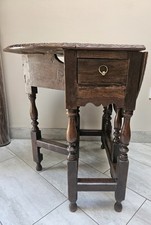 Stunning Antique  solid Oak Gate Leg Table  Circa 1990s Beautiful Aged Patina