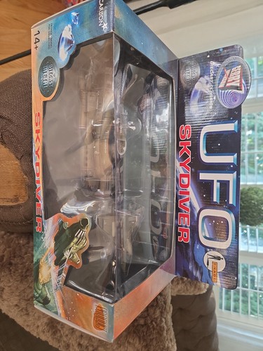 Gerry anderson ufo - anderson, s.h.a.d.o