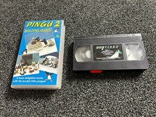 Pingu building igloos 8 - pingu,