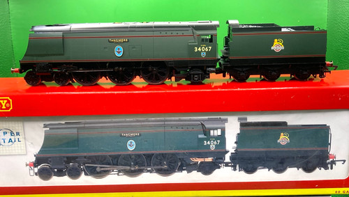 Hornby r2221 battle of - hornby,