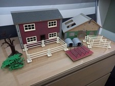 Britains Farm Toys Farm House and Livestock Building & Accessories 1/32