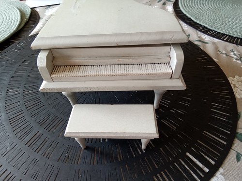 White grand piano music - white,