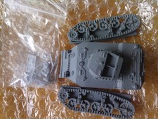 US M5 Tank with crew in 1:72 scale.