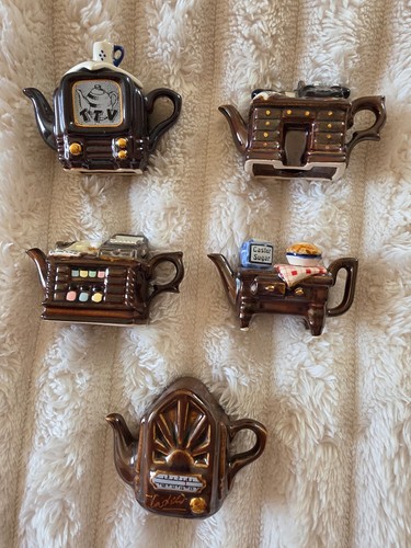 Cardew tiny teapots the - cardew,