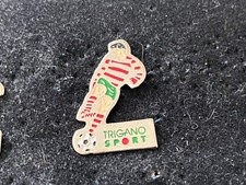 g PINS PIN ENAMEL FOOTBALL