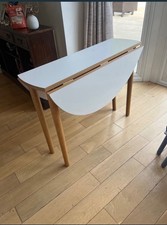 Heals Circular Foldable Table