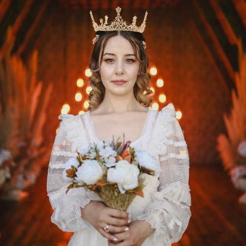 Vintage queen crown - vintage, wedding
