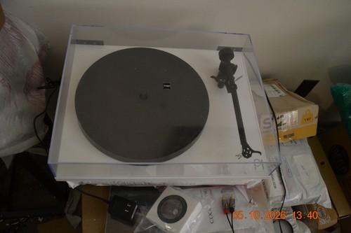 Rega planar turntable exc - 1,