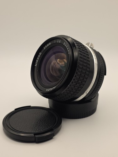 Nikon 24mm s sic - f2.8,
