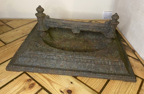 Large antique victorian - antique, cast