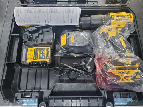 Dewalt combi drill cordless - dewalt,