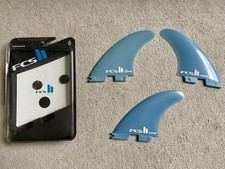 FCS II Carver, Large Thruster Tri Fin set. Essential Series Blue