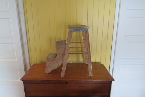 Vtg wooden step stool ladder - wooden, stool/ladder