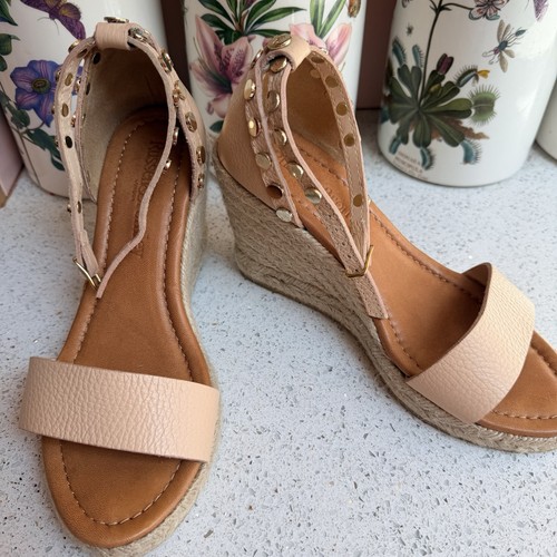 Russell bromley coin spin - bromley,