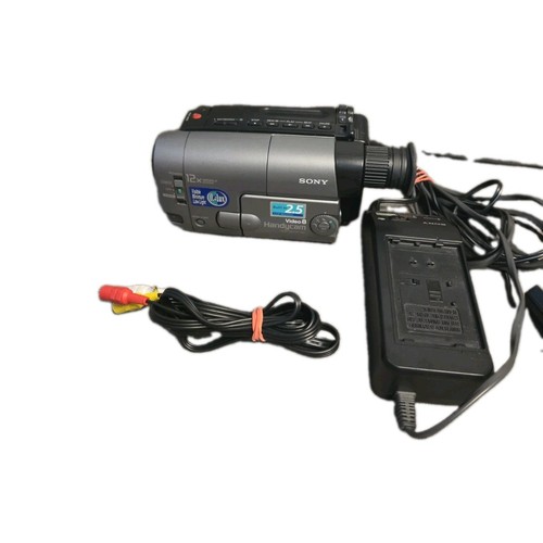 Sony ccd trv11e handycam - ccd-trv11e,