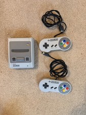 SNES MINI - SUPER NINTENDO CLASSIC - 2 X CONTROLLERS - Official - Barely Used