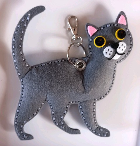 Grey felt cat animal keyring - animal,