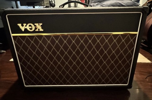 Vox ac15c1 guitar - 1, x