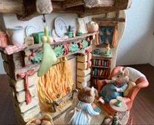 Brambly Hedge Winter Tableau