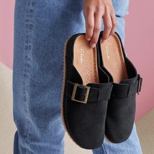 Clarks Brookleigh black suede