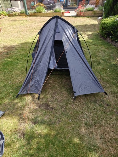 Person tent outsunny - 1-2,