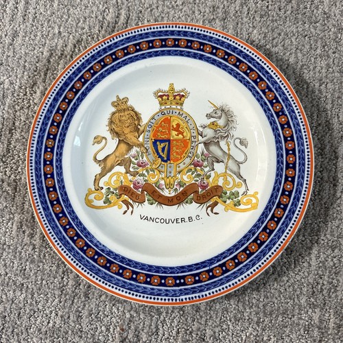 Wedgwood etruria royal coat - royal,