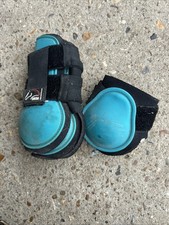 Azure HKM brushing boots (front and hind)