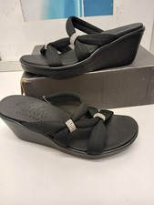 Womens Skechers Rumble On Cali