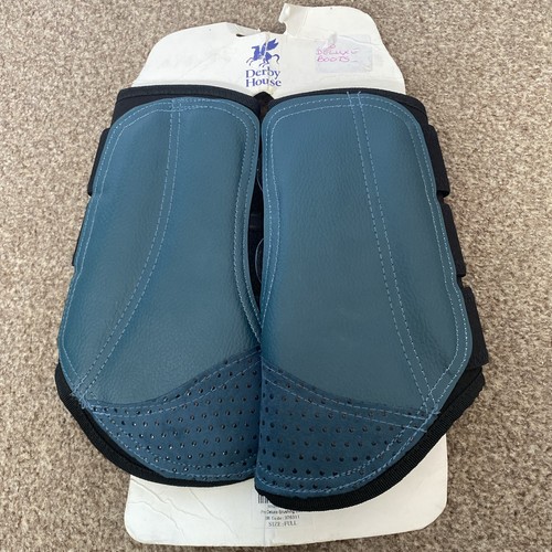 Bnwt full size derby house - size, pro