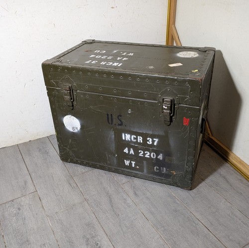 Vintage 1964 texas trunk - vintage,
