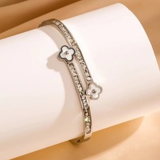 Four-Leaf Flower Shell Open